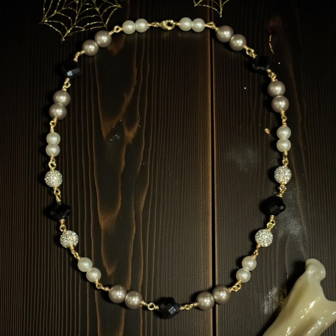 CLASSY POLLY 🔥✨