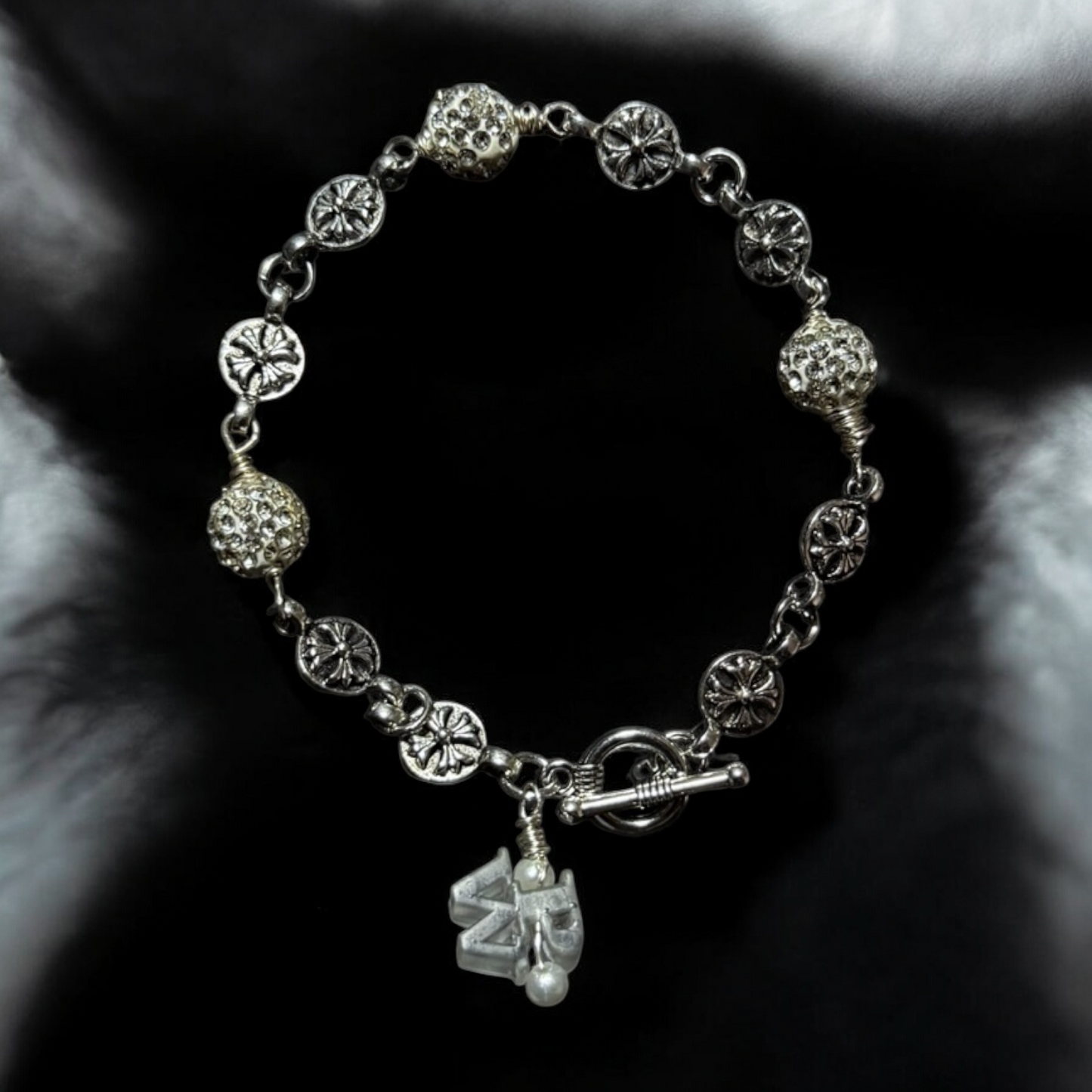 Silver White Polly Bracelet 🤍